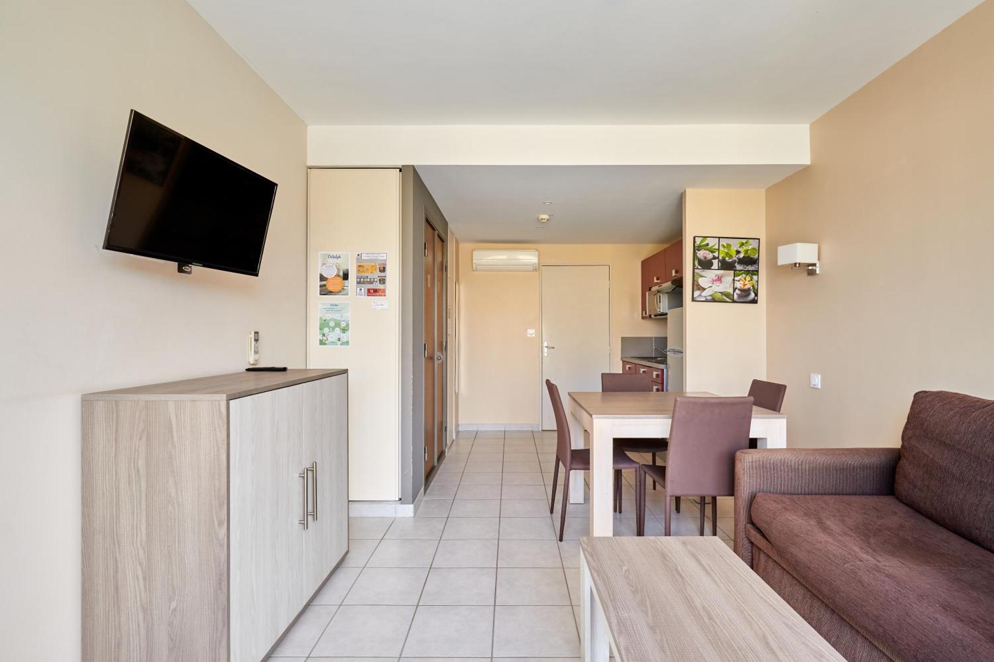 Residence Odalys Du Golfe Agde Exterior photo